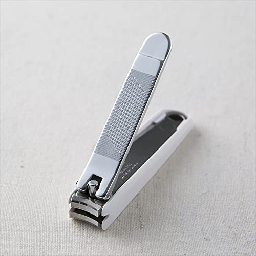 スヌーピー　爪切り　ネイルクリッパー 貝印　KAI Amazon.co.jp: 貝印 KAI ニューネイルクリッパーS カーブ刃 オシャレ柄